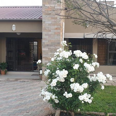 Villa Lombe, Off Great East Road, Silverest Silver Rest Exterior foto